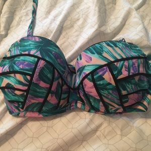 34 D bikini top